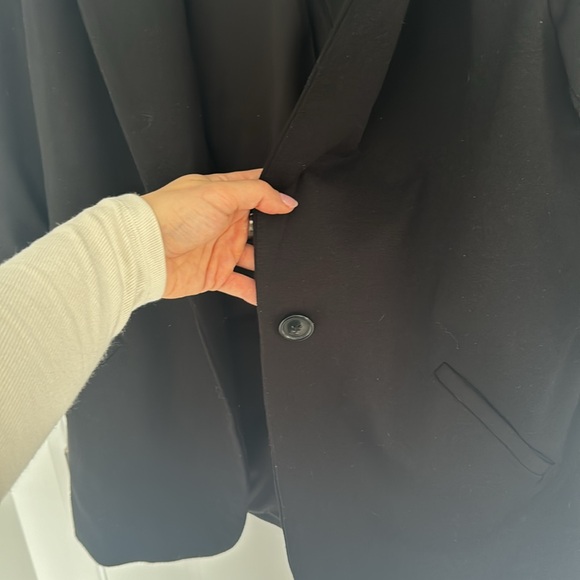 Ricki’s Blazer - Picture 4 of 6